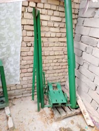 ونج نظيف للبيع وياه اربع عرباين مستخدم قليل السعر خاص او اتصال على رقم...