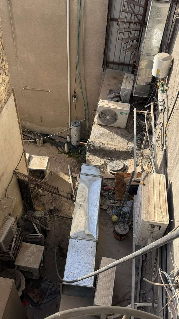 دكتات ارتفاع 10 مستر مع مفرغه هواء.  تانكي عدد4  استخدام قليل


**إذا كنت صاحب هذا الإعلان وتريد حذفه لأي سبب، رجاءا أرسل رسالة إلى الدعم الفني**
