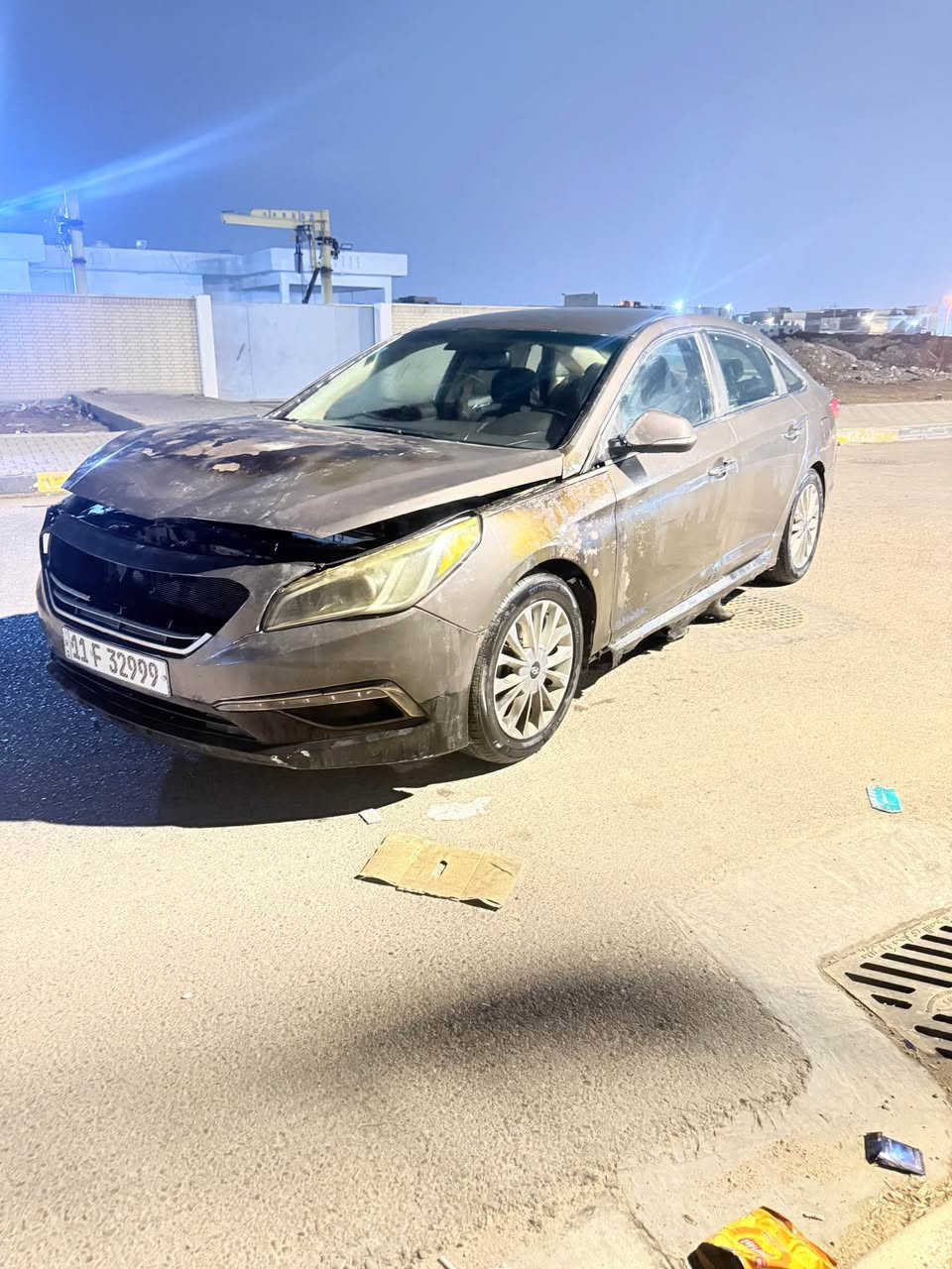 السلام عليكم سوناتا موديل 2015 رقم بغداد هزه ارقام سنوية جدد فول موصفات ماعدا الفتحه بيها حرق بسيط كير مكينة دشبول فاتحه سويج ابيع على حادثها مكان السيارة بالبصرة مامتواجد على الخاص السعر مناسب 
الشراي يتصل ويدلل 
‭0773 613 2386‬ البصرة, العراق
