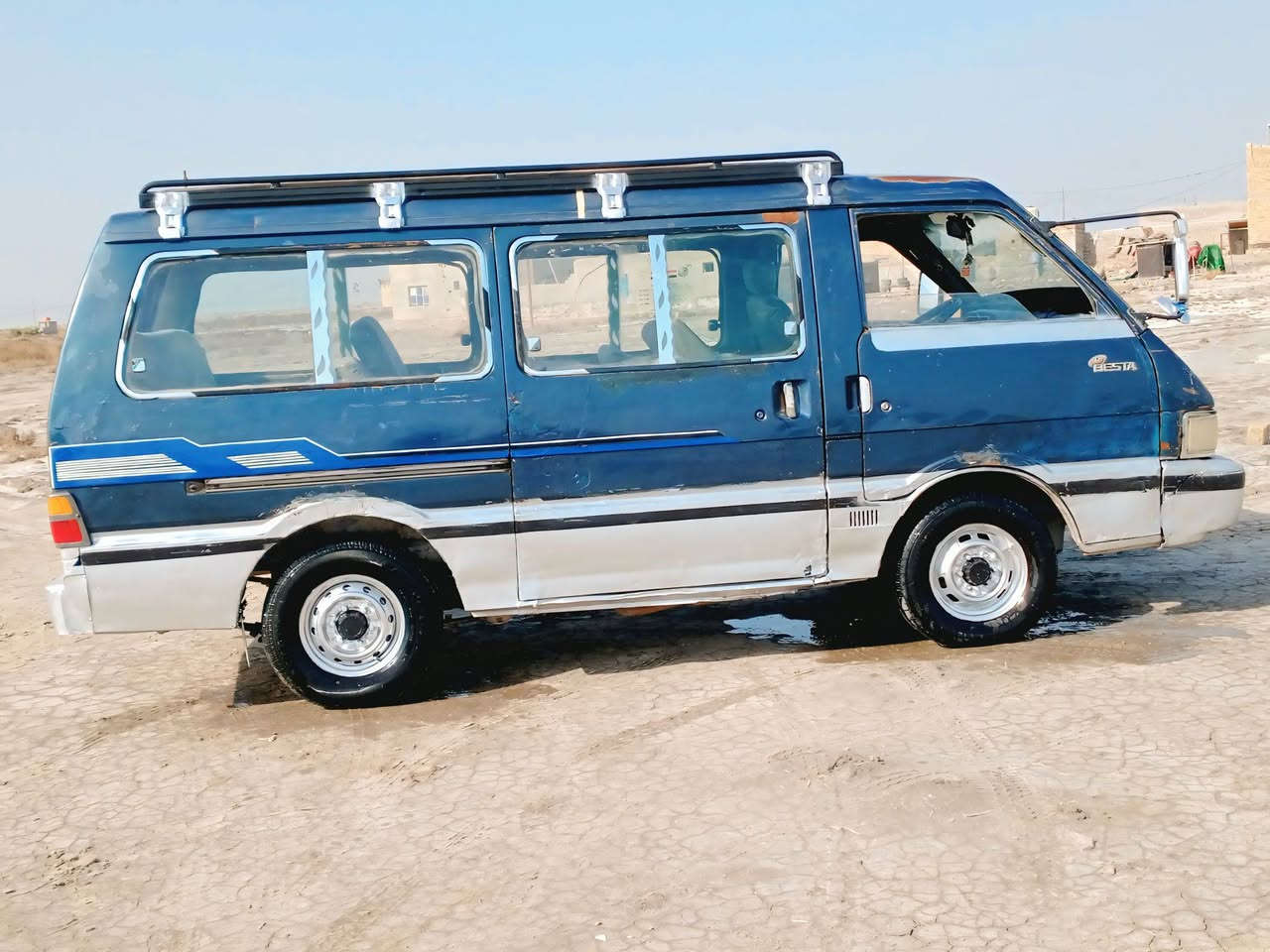 كية بسته للبيع مكينه وكير واكسن ع الشرط تخم تاير كهربائييات شغالة دواخل جدد مصفرة هيئة وغرامات ولاربع مطلوبة سنوية لغاية 2028 شواصي نضاف  سعر 36 وبيها مجال مكان سماوة للاستفسار ‏‪***********‬‏
