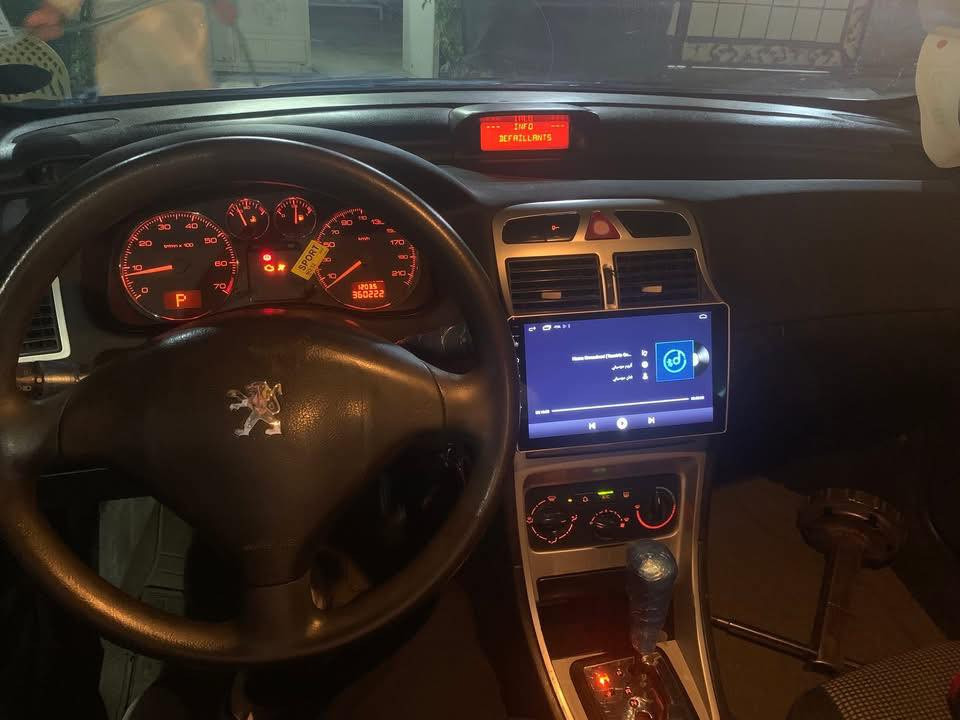 بيجو ٣٠٧ موديل ٢٠٠٦ 
سيارة جاهزة 
كير و محرك كلشي جاهزة
كهرابايات كل بيلادي 
تبريد جاهزة 
شاشة ايباد 
تايرات جديد
سنوية جديد بسمي ثاني يوم تحويل 
بيطاق بنزين اكو  
سبغ عام 
سعر ٥٥ 
*********** 
***********
