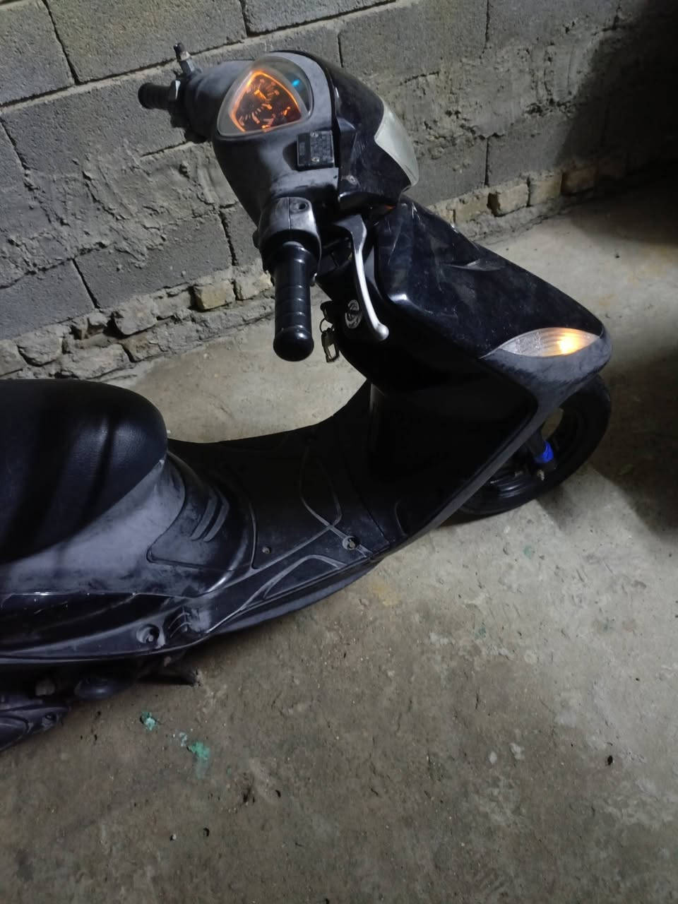 سلام عليكم دراجه ماكس عدله مكفوله كفاله عامه دراجه صالهه شهر من طلعت من رمبه سلف وهندر شغال كهربائيات كلهه شغاله سعر 800 وبيهه مجال للشراي المكان بغداد مدينه صدر حي طارق شراي يتصل علئ هاذه رقم 0771 010 9582
