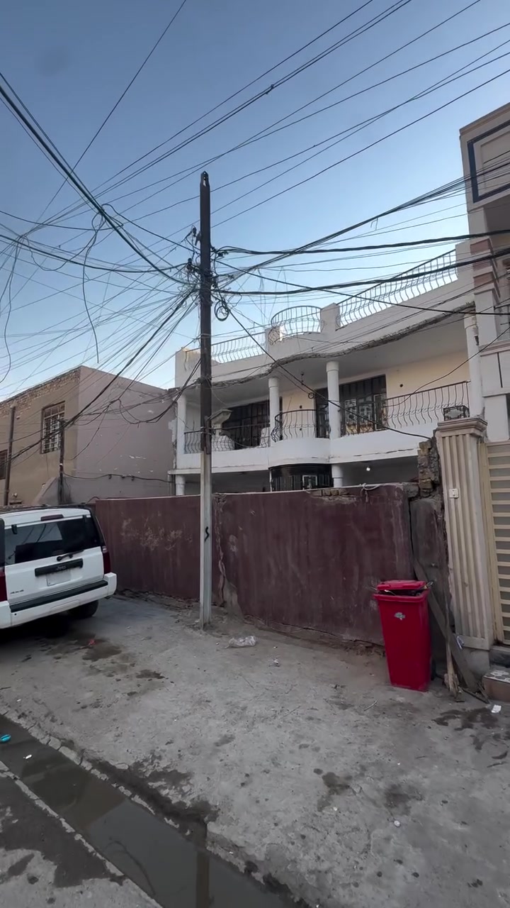 الموقع بغداد الجديدة بدايه سوق المخضر اول فرع عل يسار خلف مدرسه الخليج
***********
***********

