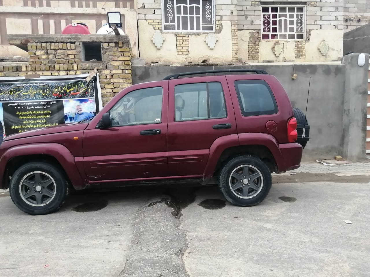 من رخصة الادمن سياره جيب لبرتي م ٢٠٠٢ مكينه بلاد رقم بغداد تحويل مباشر الديوانيه م *********** ***********
