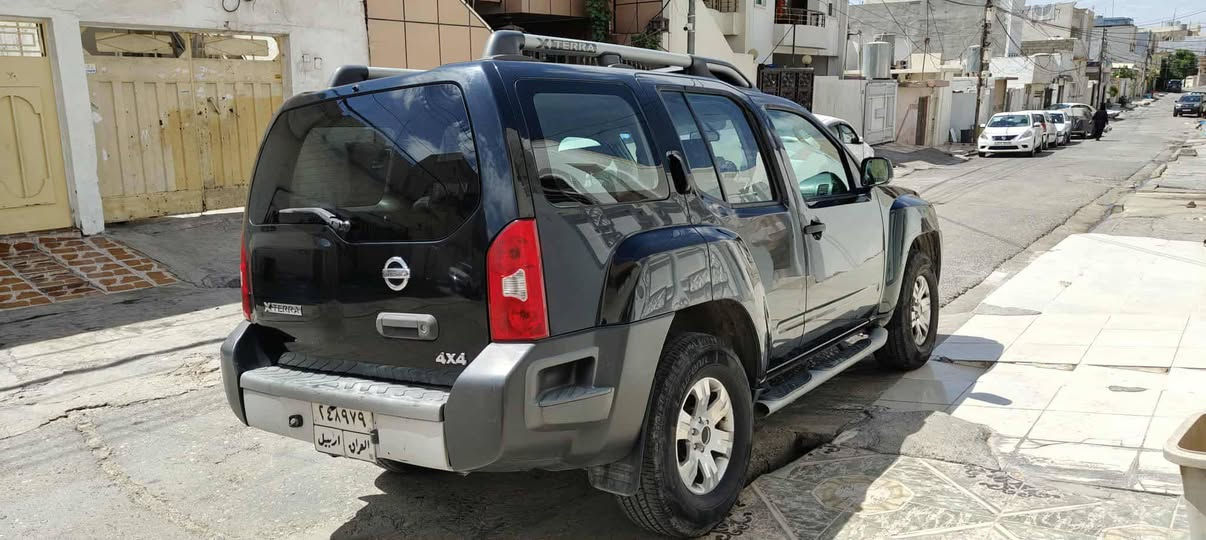 نیسان اکستر مۆدیل 2010 سیسەتەم  غازو بەنزین گێڕ تۆماتیک دەبل اکسل تەعدید سورعە شاشە کامیرە گێرو مەکینەی بیلاد نەکرایەتەوە مەکینەی کەمەک نەقسی هەیە شوێن هەولێر
*********** أربيل, العراق
