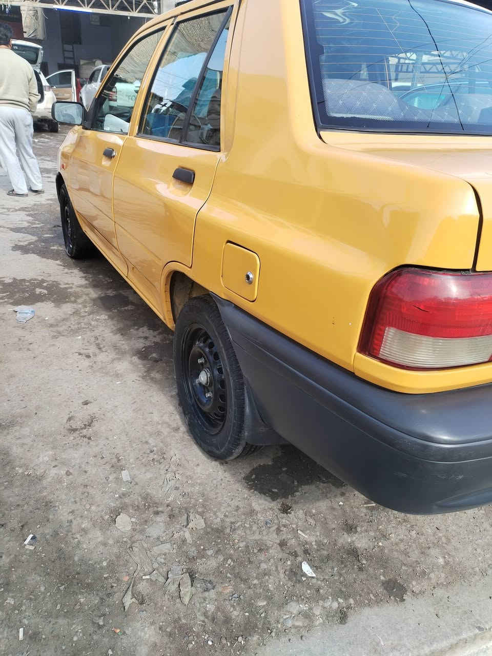 السلام عليكم سايبا ٢٠٢٢ مكفوله ماعدا بيها شخط مال سويج بالباب الراكب بأسمي هزه جديده السعر ٦٢ وبيها مجال مكاني بغداد الامين ***********
