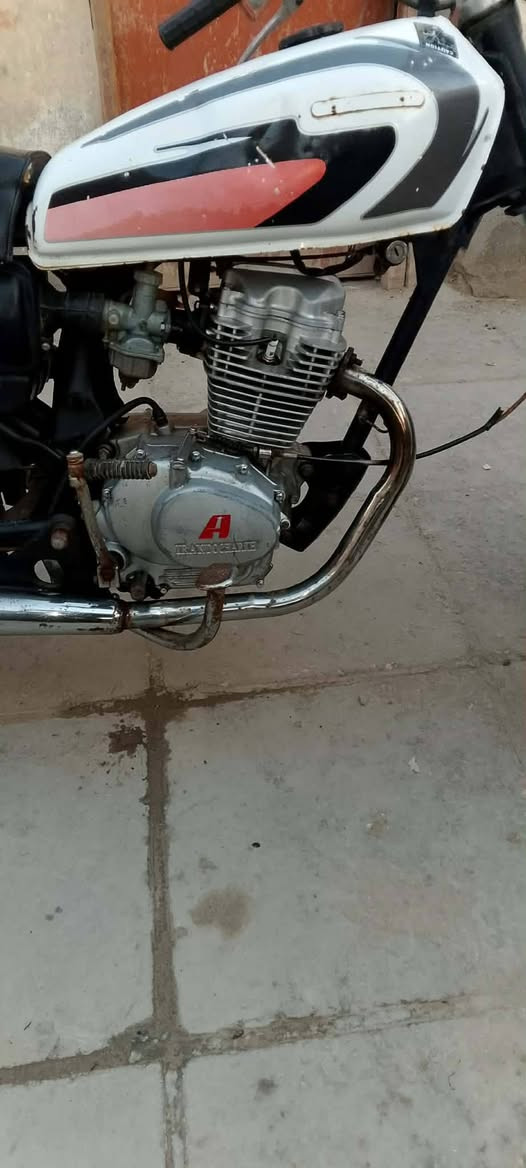 دراجه للبيع نضيفه ماناقصه شي المكان ناحيه الفضليه ***********هذه رقم راعيه
