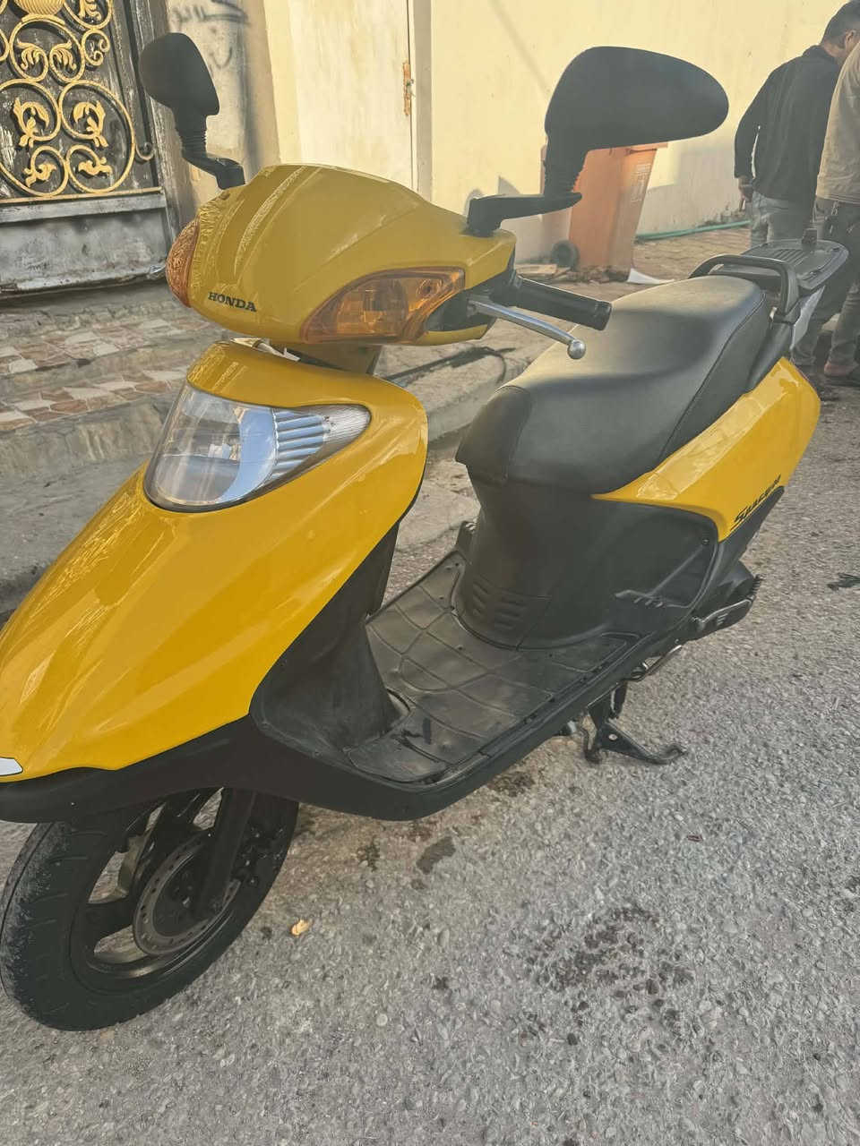 السلام عليكم دراجه سبيسي جديد رمبه جاهزه من كلشي مكان واسط داموك سعر عله رقم ***********
