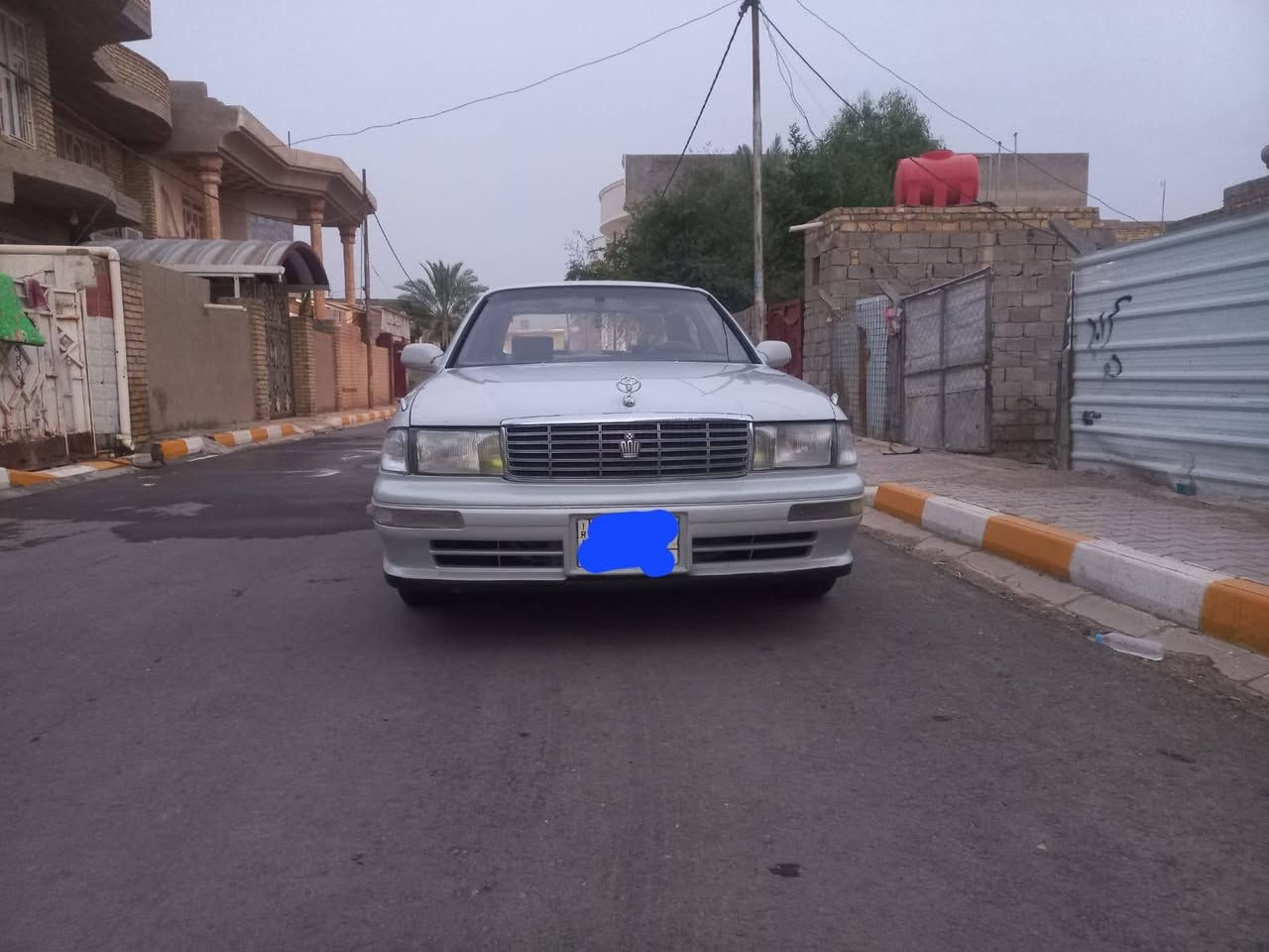 السلام عليكم 
للبيع تيوتا كراون بطه موديل1994 فصل مكفوله من كصه ونقل جثه والعيب الشرعي والصوليات رقم انبار بسمي مكينه 2500مكينه وكير مكفولات حداديه 100/100 سياره جاهزه وجديده  تخم تاير جدد 
العنوان واسط كوت 
للاتصال ***********
سعر53
