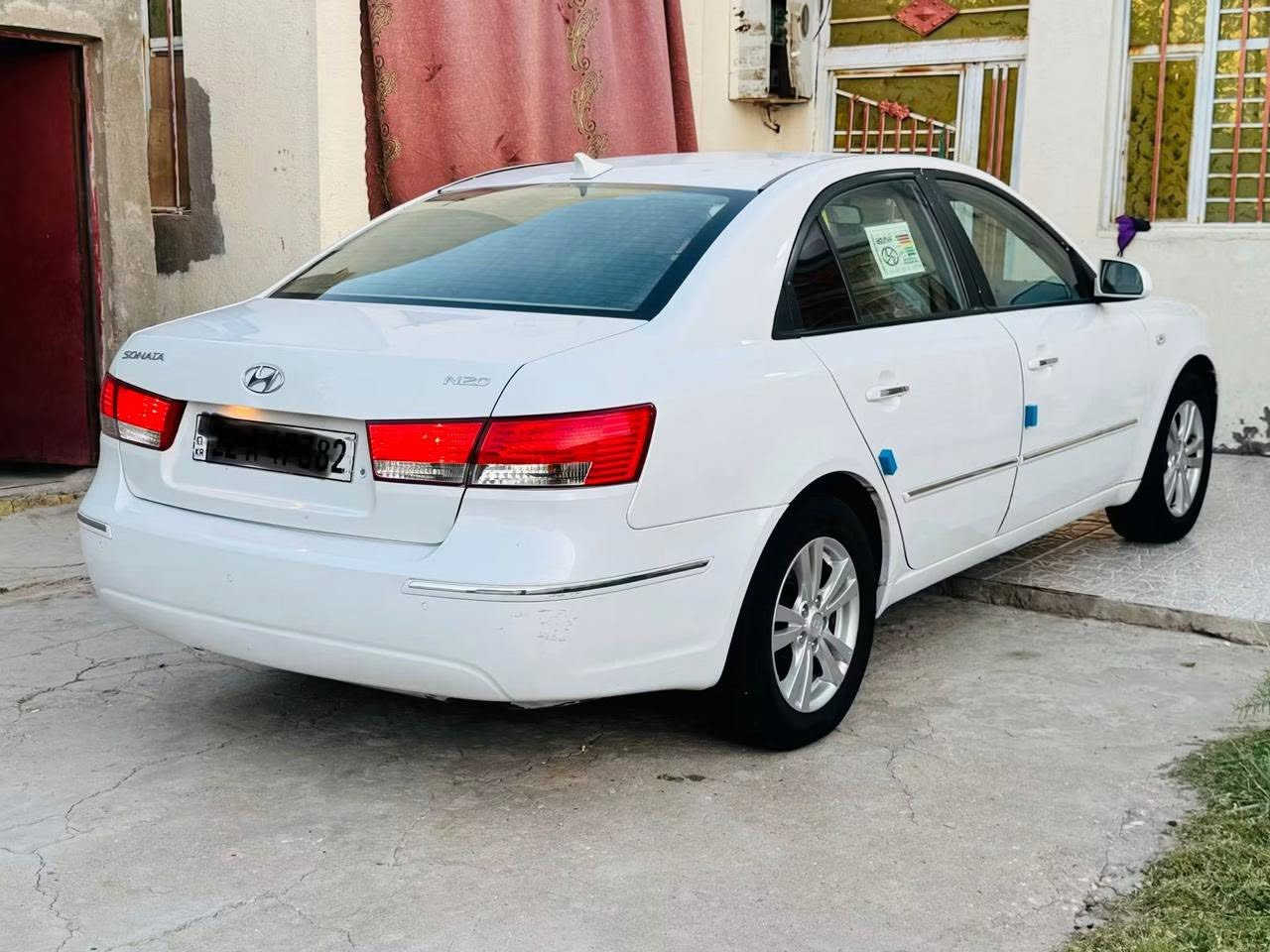 السلام عليكم 
سوناتا 2010 ادوات دخول جديد
گص جنطه شغل درجة اولى
متومة رقم وسنويه شمالي 
گير، محرك، تبريد ثلج، تدفئه، حدادية، تايرات، كهربائيات كلها شرط جديده
داخل عسلي المرغوب
مواصفات،،
مسجل اصل شاشة، تبريد تدفئة لمس، تبريد تدفئه بالكشن، كشن كهرباء، اشاير جانبيه، آمري شفط،
وبعد بيها مواصفات ..
سيارة كارتون وجاهزة للأخير
السعر $58 
بيع فقط ما آراوس
مكان السياره صلاح الدين 
للاستفسار 
***********
