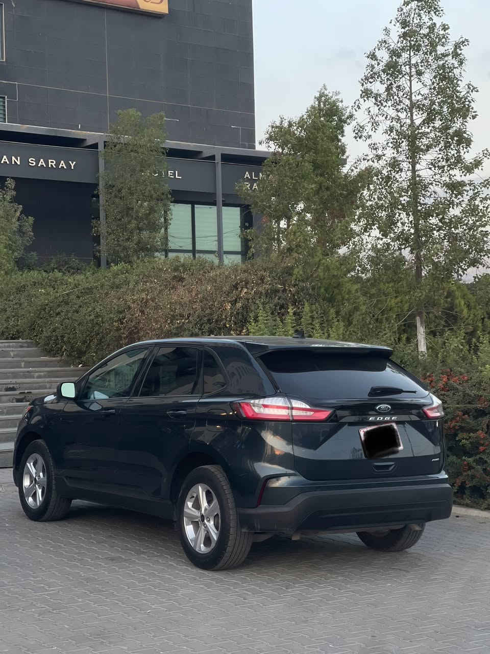 فورد ايدج ٢٠٢٤ SE 
سعر :١٦٥ ورقة 
عداد المسافة :8 الف 
حجم المحرك :  2.0L Turbo ( 4.سلندر )
ملاحظة السيارة : جاملغ امامي صبغ فقط  
بدون رقم تترقم شمالي 
  

مکانە سلیمانیە
***********
