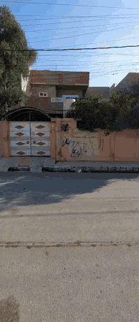 #عروض مكتب الواحة للعقار
#للبيع_ حي المغرب_المطاحن 
*دار غربي طابق ونصف ٢٠٠ متر 
*الطابق الاول: غرفتين +هول +الاستقبال+مطبخ+صحيات+كراج يسع سيارتين
*الطابق الثاني: غرفتين+هول+صحيات+بلكونة
*موقع جيد، شارع عريض، مقابل جامع تبارك الرحمن 
للتواصل: 
مكتب الواحة للعقار /حي المطاحن قرب روضة الغصون 
***********
***********
