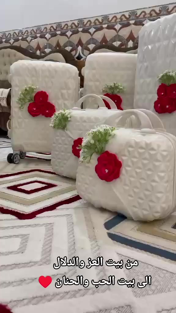 مرحبا بنات جنط عرايس للايجار وبانسب الاسعار ويبقن يمكم من يومين الى ثلاثه ايام عنواني وردبه خارج تحبون تجون عليهن وعندي توصيل سعرهن ٢٥مع الزينه والبوكسات وعددهن ٦


**إذا كنت صاحب هذا الإعلان وتريد حذفه لأي سبب، رجاءا أرسل رسالة إلى الدعم الفني**