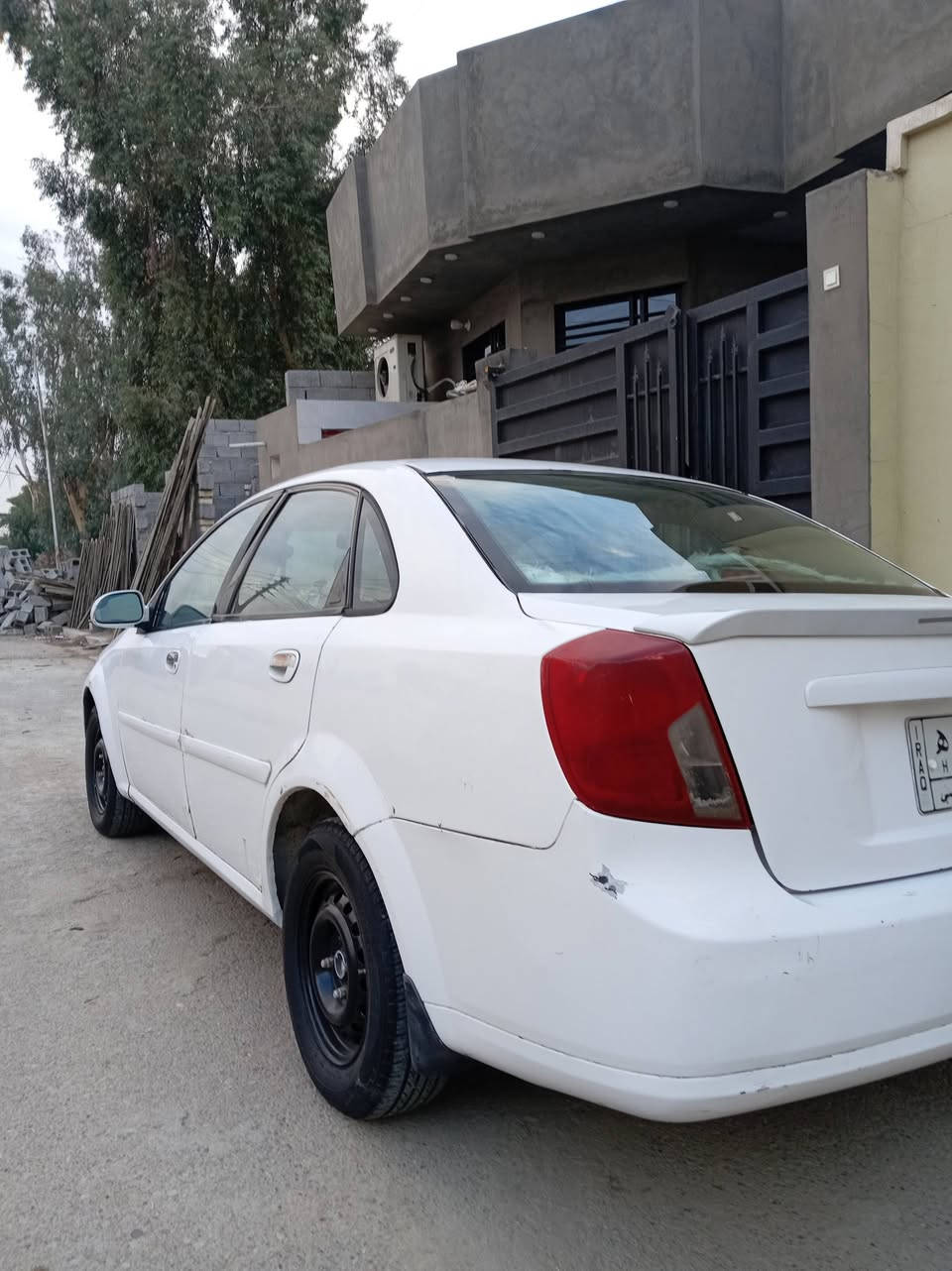 وابترا ٢٠٠٤ سياره حلوه جاهزه ما بيه نقص تبريد شغال سياره بيه جاملغ مامي صبغ رقم صاحب سياره *********** سعر 57 وبيه مجال
