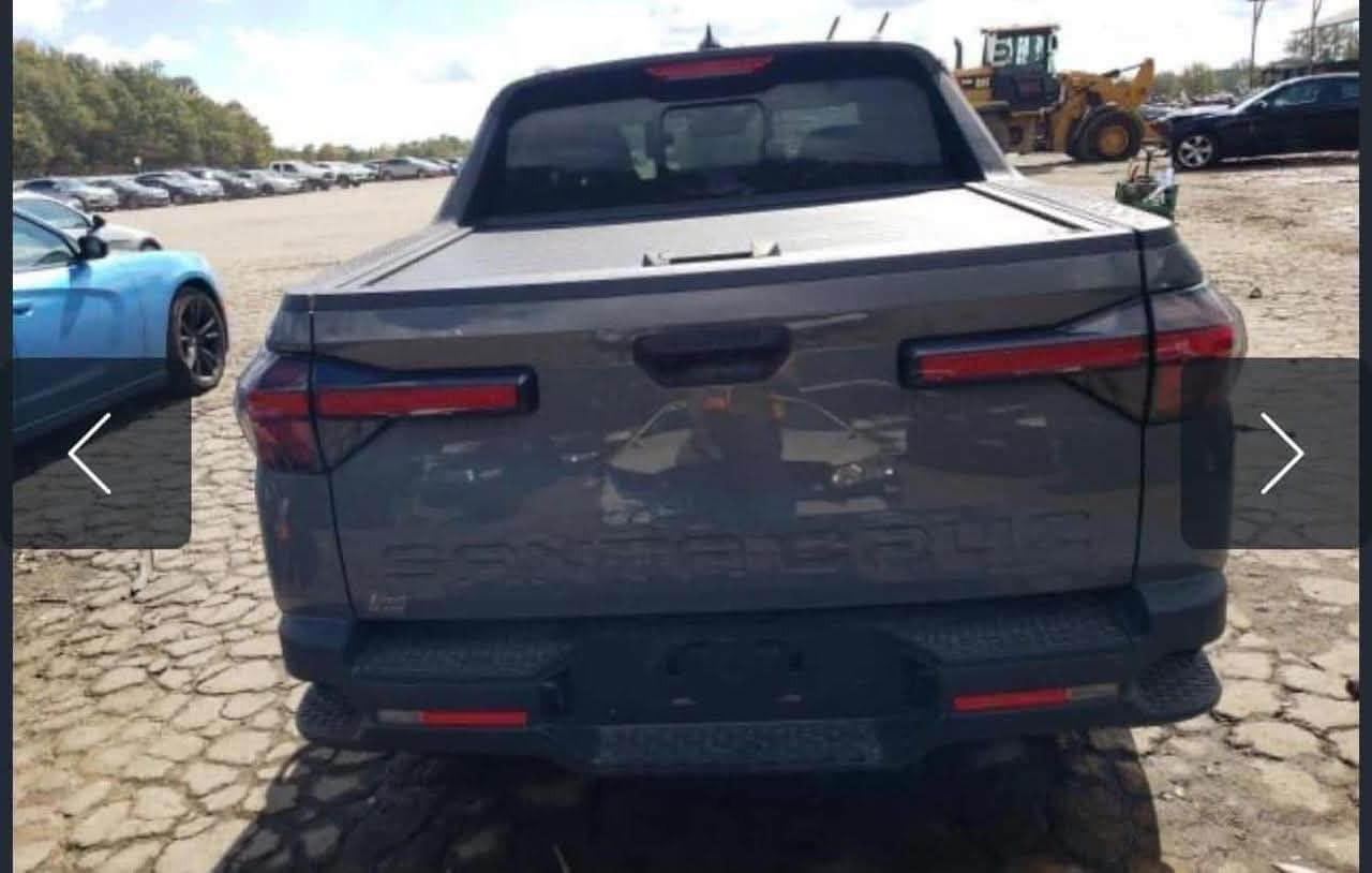 من رخصة الادمن
� للبيع | Hyundai Santa Cruz 2022

📍 رقم أربيل

📄 السنوية باسمي – تحويل مباشر

🔧 تفاصيل الحادث:

حادث موضح بالصور

✔️ إيرباك كشن راجع

✔️ سستم رادار أمامي + جانبي + خلفي راجع

⚙️ المواصفات:

• محرك 2500 سي سي عادي

• كير 8 نمر

• ماشية 77,500 كم

• داشبورد ديجيتال

• بصمة تشغيل + أبواب

• كشن كهرباء

• جامة خلفية تبريد

• بدي بلادي

💰 السعر: 22,000$

بيها مجال

أو مراوس بـ Ford F-150 6 سلندر

أو Ram 1500 6 سلندر

📞 للاستفسار: ***********

👤 رائد

📍 الموقع: شارع فلسطين
