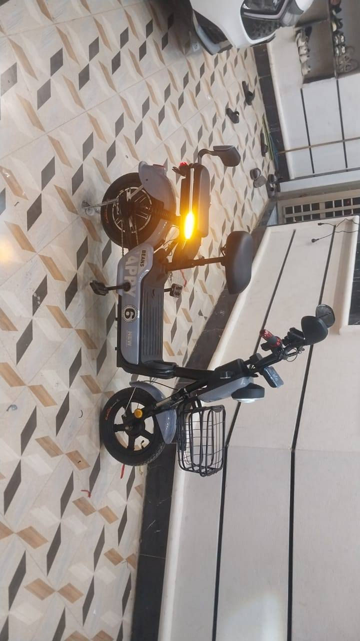 السلام عليكم دراجه شحن للبيع 350 وبيه مجال ***********
