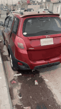 السلام عليكم شيري اكس وان موديل 2013سنوية منتهيه ب 2018بيها خيط تبخير بدون تنقيص سيارة خير من الله السعر 28ورقة بيها مجال قليل ***********
