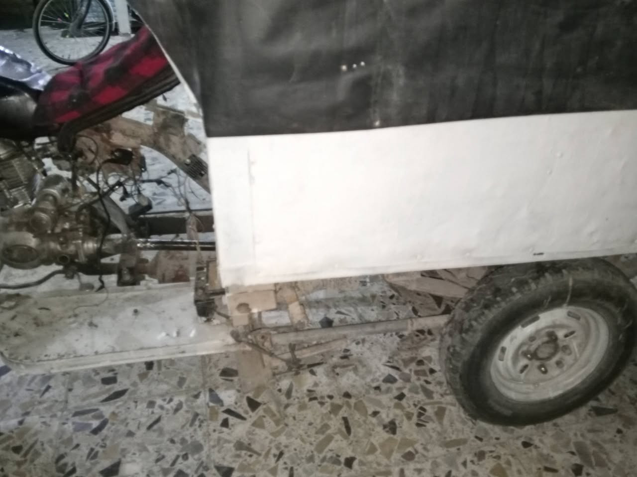السلام عليكم ستوته للبيع تجفيت جديد بس طافيه الخلل بالكابريتر والكويل سعر400 وبيها مجال مكاني بغداد ***********
