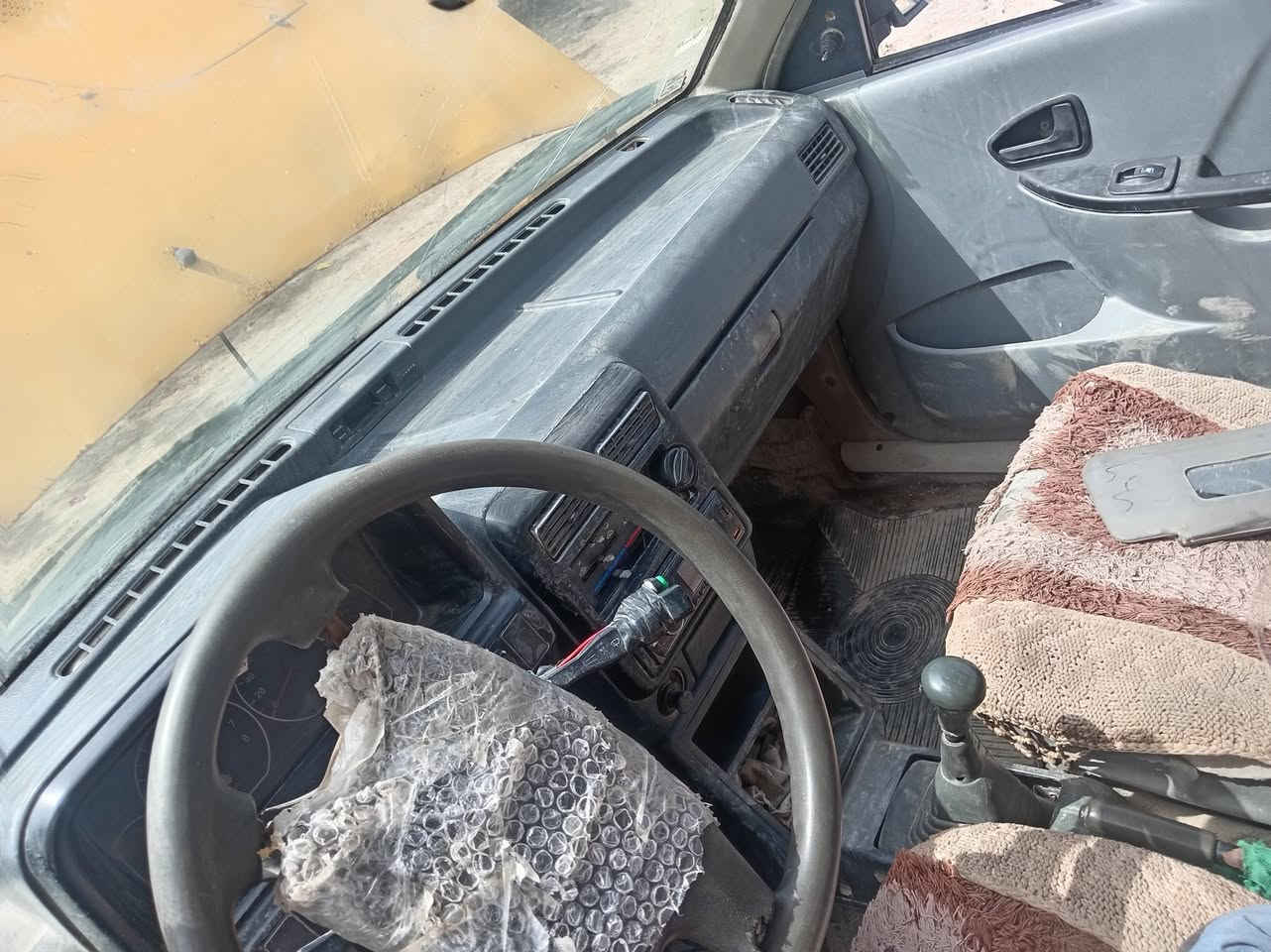 سلام عليكم سايبه للبيع موديل 2009 مكينه وكير شرط حداديه بل جيس مكاني  بل سماوه بسمي سنويه نافذه  مداور شوكت متريد خاص مامتواجد سعر 12وبيه مجال شراي يتصل وبيك خير وتدلل ***********
