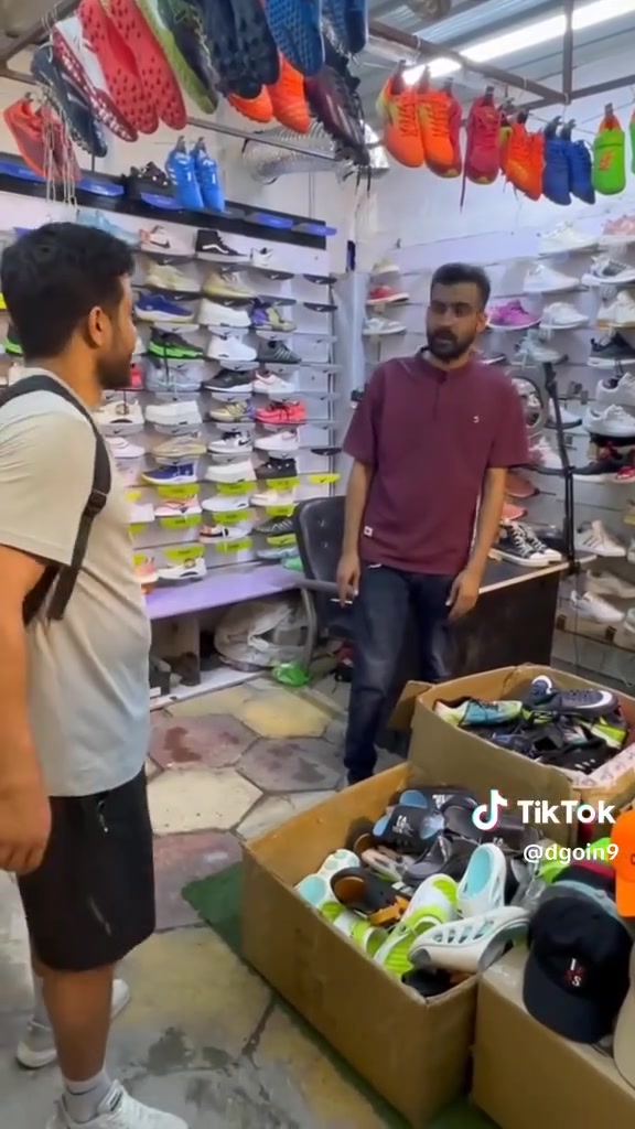 عالم الاحذيه الاوربيه المكان شارع الزيتون قرب دائرة الكهرباء مجاور قصابة عامر عبد الحسن هذا حسابه سلوان راين


**إذا كنت صاحب هذا الإعلان وتريد حذفه لأي سبب، رجاءا أرسل رسالة إلى الدعم الفني**