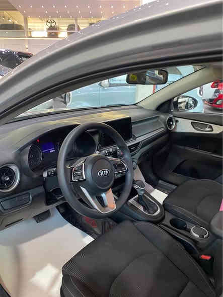 كيا سيراتو 
سنة الصنع~2021
عداد المسافة:34 الف كم
وكالة خليجي 
صبغ دعامية امامية
الباقي كفالة عامة
كير مكينة كفالة عامة
حجم المكينة:1600 دوش
السعر 165 وبيها شي بسيط
رقم بغداد الدولي الانكليزي
يتوفر بيع ومراوس وشراء
الكاظمية جكوك
*********** بغداد
