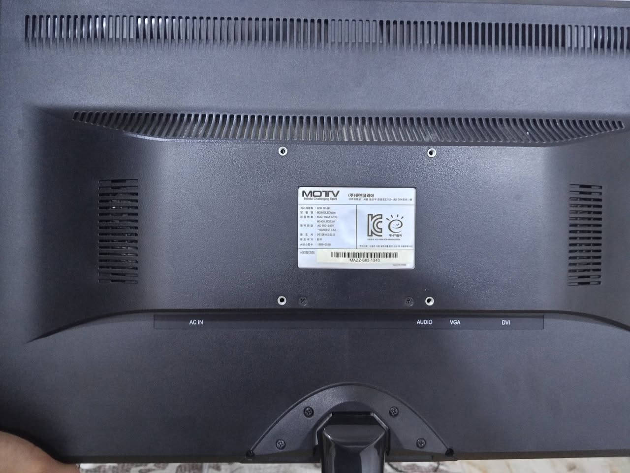 شاشه جديده للبيع حجم 23 منفذ vga 
سعر 50


**إذا كنت صاحب هذا الإعلان وتريد حذفه لأي سبب، رجاءا أرسل رسالة إلى الدعم الفني**