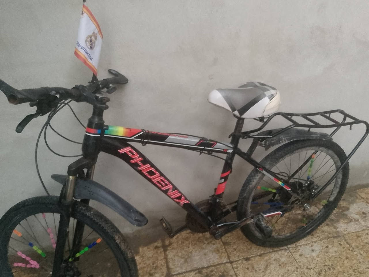 بايسكل جبلي دبلات و يبدل جير تايرات منفوخة قعادية جديدة مكينة جديدة جداً و علم مدريد بسعر 70 الف و اكو مفاوضة الموقع موصل حي سومر التقاطع الثاني


**إذا كنت صاحب هذا الإعلان وتريد حذفه لأي سبب، رجاءا أرسل رسالة إلى الدعم الفني**