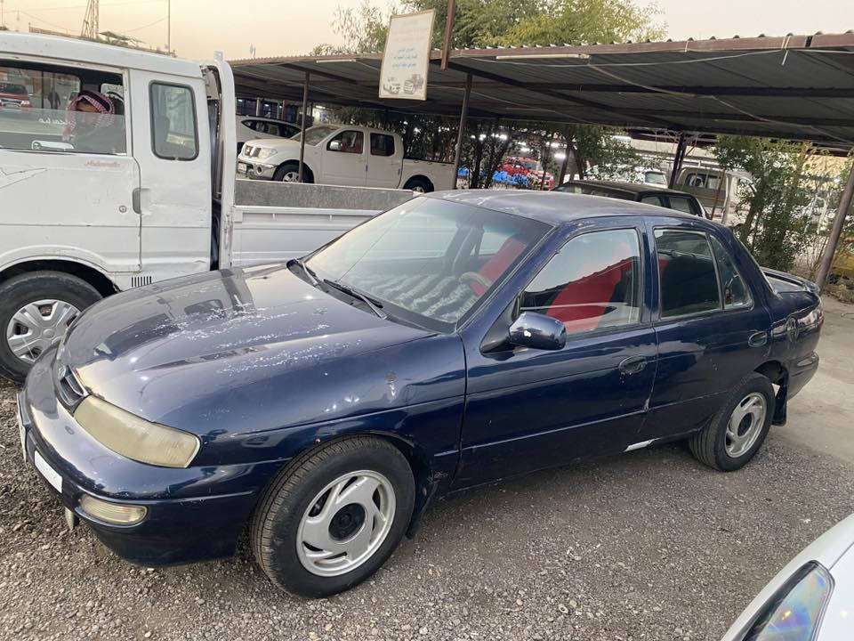 السلام عليكم 
سيارة سيفيا رقم بغداد موديل 95 سنويه لل28 تحويل مباشر كير محرك درجه اوله مرشوشه حزام جماليه واكو بيها اماكن خياس مصلحات السعر 34 وبيها مجال 
الرقم ‭0783 405 7134‬
