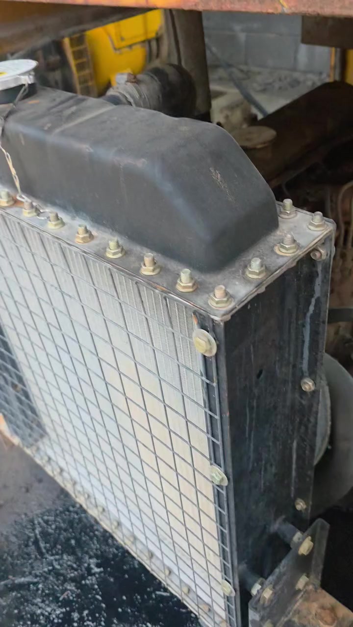 السلام عليكم مولده ينمر٤ بستم ١٥ كيفي  بلاديه ع وضع شركه مكفوله من كل النواحي لا تنقيص ولا تبخير ونشطه تشتغل ع باتري مال دراجه مكانها فلوجه سعرها مليون ونص 
***********
