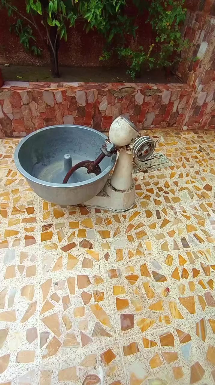 السلام عليكم عجانه للبيع موقع موصل اللي يحب يتواصل هذا رقمي تاخذ نص كيس موجود واتساب***********
