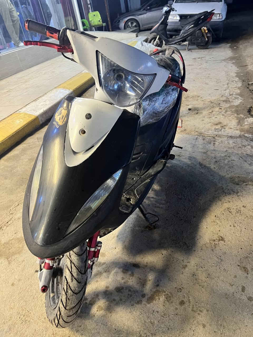 #للبيع او مراوس
دراجه ماكس بوشه ٤٩ 
بيهه تزويد ، دبلات خلفي و أمامي 
سلف رياضي و يدات بريك و بانزين 
السعر خااص
مكاني قضاء عفك


**إذا كنت صاحب هذا الإعلان وتريد حذفه لأي سبب، رجاءا أرسل رسالة إلى الدعم الفني**