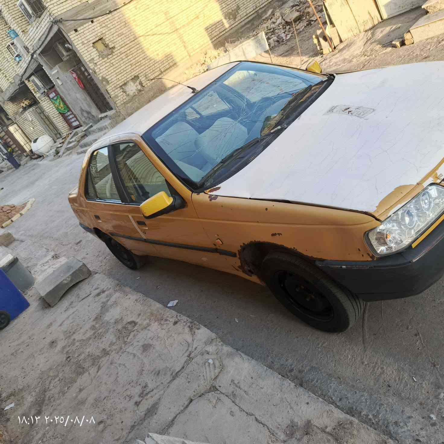 بيجو لميس موديل 2012 
بدون ... 
مكانه بغداد 
محرك وكير خير من الله السيارة 
للبيع او مراوس 
رقم بغداد صدامي السعر 
(13 أتكفل سرقة وعشاير )

 ***********
