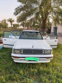 كراون • مديل ١٩٩٠ • بغداد نكليزي