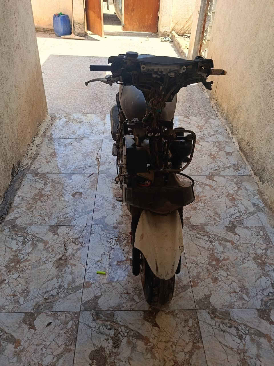 سلام عليكم درجه سكنس نثيه للبيع محرك خير من الله بوشه 63 كفراته عندي موجوده الكهربائيات شقاله السعر500وبيه مجال لليشتري


**إذا كنت صاحب هذا الإعلان وتريد حذفه لأي سبب، رجاءا أرسل رسالة إلى الدعم الفني**