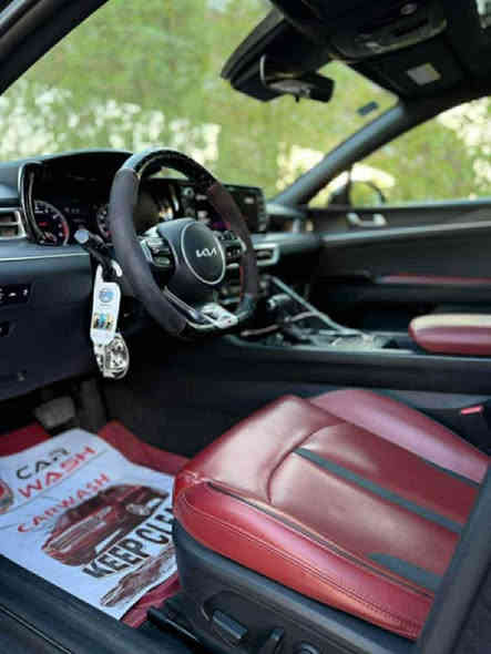 السلام عليكم K5 موديل 22 جيتي لاين فول موصفات بنوراما رادارات جانبي امامي خلفي كامره خلفيه سياره جديده ماشيه 60 الف بعدها لوك بدون صبغ بارد بدون تبديل بدون ايرباك بدون ايرباك جاهزه برغي نقص ماكو بسمي ثاني يوم احول العنوان بغداد السعر178 تليفون ***********
