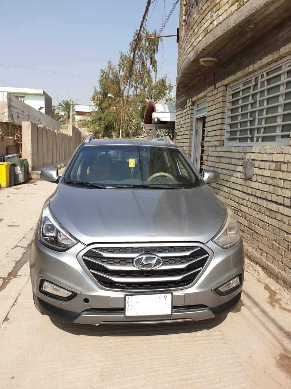 سلام عليكم 
توسان 2014 وارد امريكي بدون لغد بدون شاصي بدون تبديل اي قطعه  رقم بغداد 
ماشية 92 الف 
مكانها بابل مسيب 
***********
