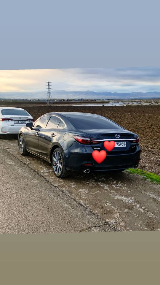 بەناوی خودا..لەسەر ئیزنی ئەدمینە بەڕێزەکان....
 مازدای زومی6 مۆدێل2020فول بۆفرۆشتن....سعری..138گەڵا مەعامەلە
..ژم..***********...***********
... سەیارەکە چوار پارچەی بۆیاخە  بەبێ شەنصی ئێرباگ هەمووی شەریکە هیچی نەتەقیوە... تەنها بستێک بەدەنی گرتوە پەمپ کراوە... سەیارە هیچ نوخسانێکی نیە گێڕو مەکینەی نەکراوەتەوە بەشەرتی دەفیتەر... موشتەری بویت تێلکە لەخزمەتدام.. ژم..***********...*********** السليمانية, العراق
