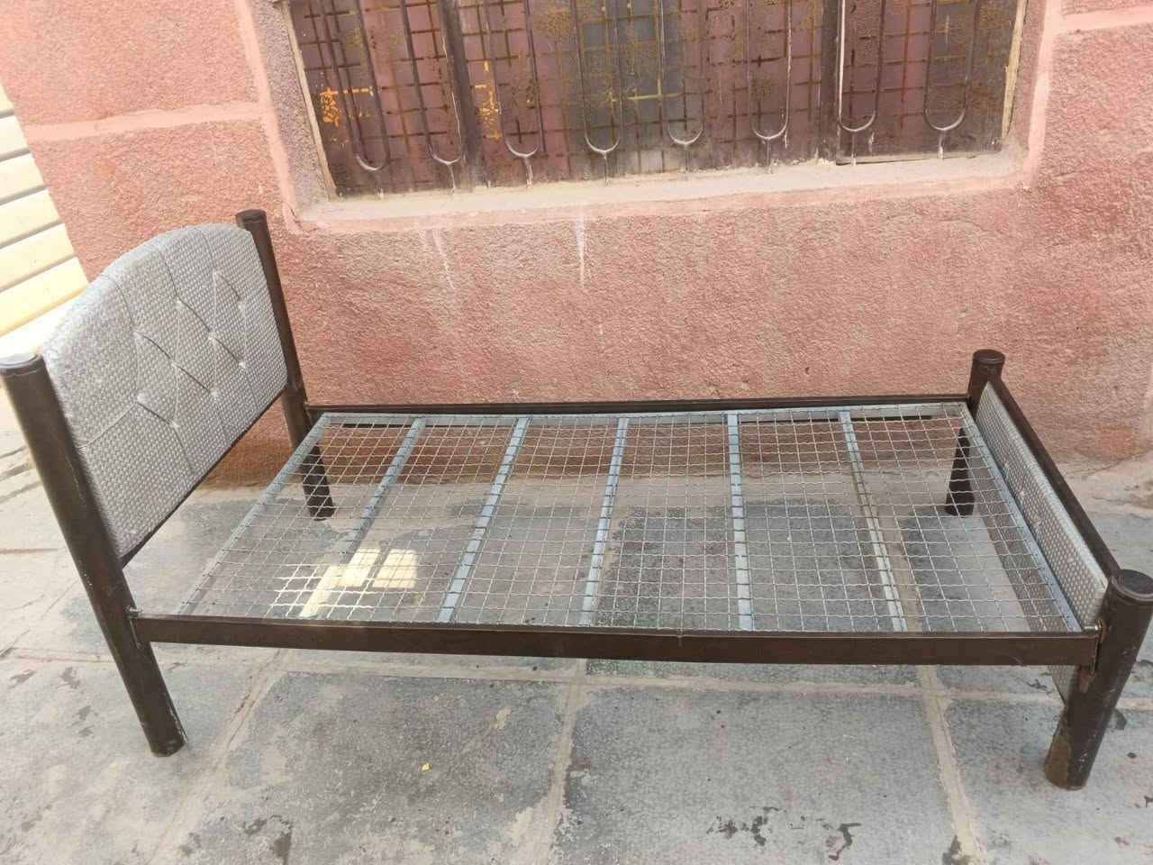 غراض للبيع كلمن وسعرة اكو توصيل


**إذا كنت صاحب هذا الإعلان وتريد حذفه لأي سبب، رجاءا أرسل رسالة إلى الدعم الفني**