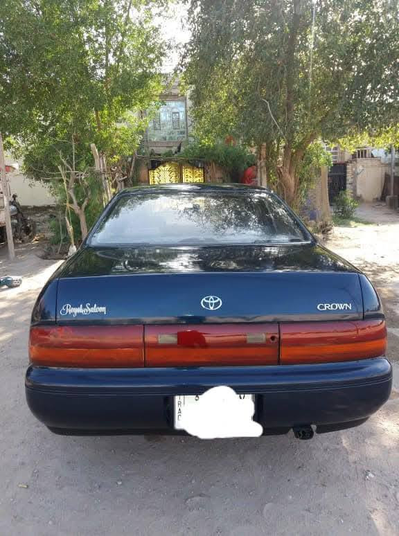 السلام عليكم بطه امراوس او بيع حسب القناعه مكينهvvt اثنين ونص گير حداديه تخم تاير السياره مكفوله م الگصه رقم  بغداد بسمي مصبوغه عام للجماليه جاملغ امامي بيه ضربه ومليوح قليل من يم النرمايد مال  باب  السدر غرفه السياره حلوه السعر 50 وبيه مجال الاستفسار عله هاذه الرقم ***********
