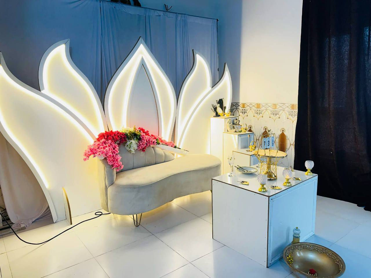 سلام عليكم هاي كوشات للبيع ستفسار تصل ع رقم ***********
