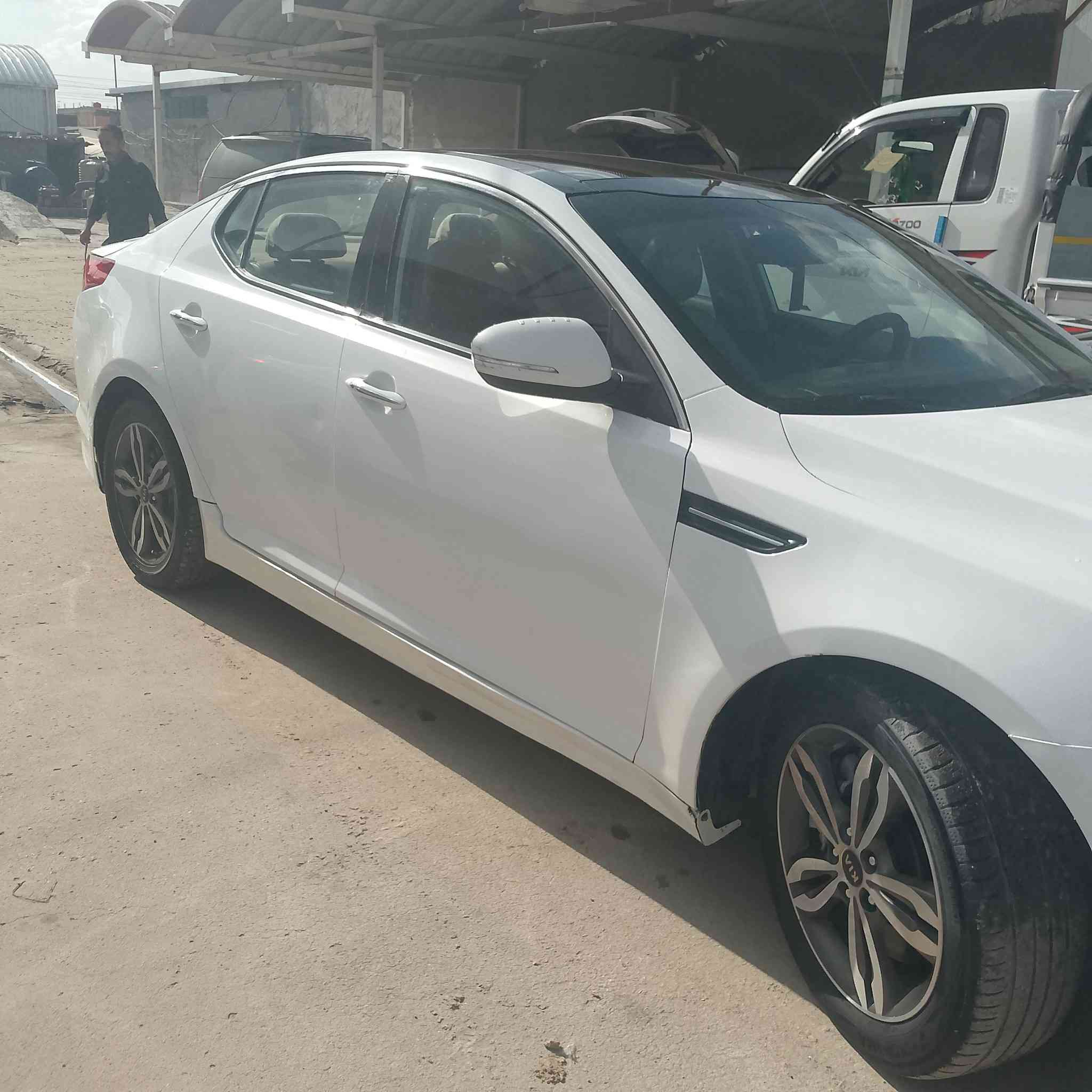 السلام عليكم
اوبتيما 2011 خليجي 
فول مواصفات بصمة بانوراما خزن ميموري 
سنوية ما منتهية
مصبوغة عام 
مكفولة من الكص والعيب الشرعي
سونار مرفق بالمنشور 
ترهم مرواوس 
السعر 95 وبيهة مجال 
***********
