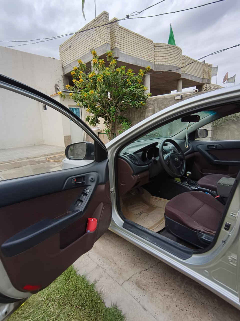 السلام عليكم 
سيراتوا موديل 12 رقم نجف كفاله عامه عدا بارد جدا قليل اوحالوب قليل بالجنطه والقمارة مو بارز كلش 
مكاني نجف ***********
السعر 92
