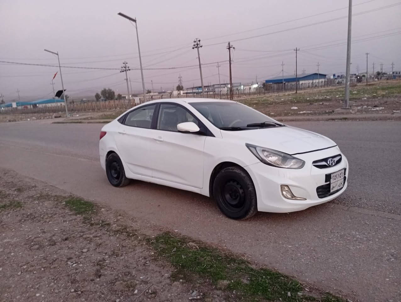 السلام عليكم 
اكسنت خليجي 2011 صبغ  عام مضروبه جملغ ما وصل السبير سياره خير من الله سعرها 83 وبيها مجال فقط وتساب ***********
