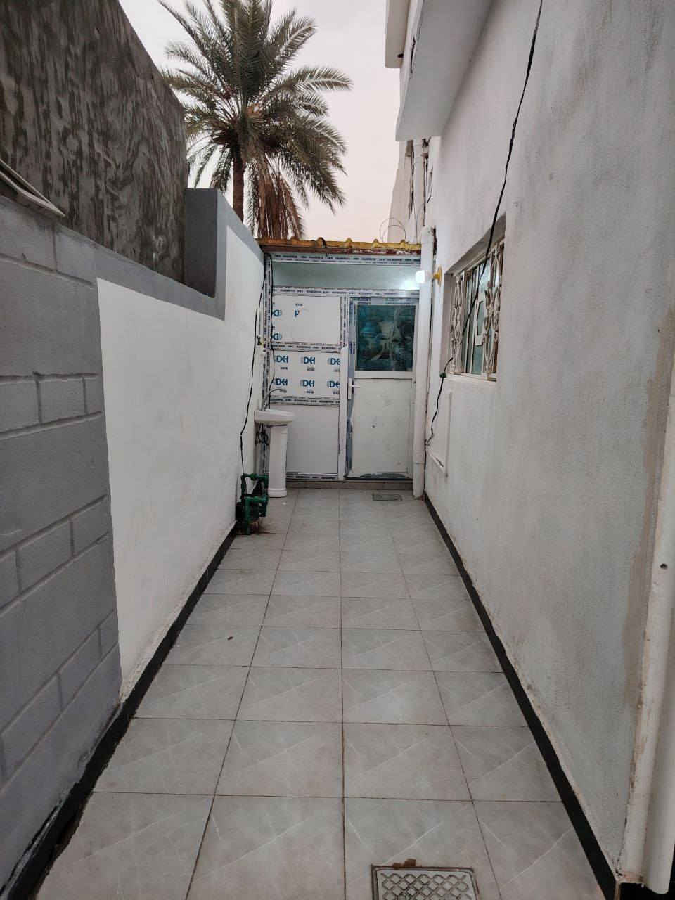 دار للبيع طابقين المساحة 320م يحتوي على استقبال ومطبخ وكلدور واربع غرف نوم وصحيات داخلية وخارجية
موقع الدار #ورديه_داخل قرب الامام سيد موسى
للاستفسار الاتصال على هذا الرقم ***********
