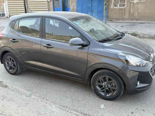 السلام عليكم i10 2023 
كفالة عامة من الصبغ والبارد
مكينة دوش 
تحكم ستيرن تبريد قطعتين
شاشة اندرويد 
ماشيه 26 الف
رقم بغداد الجديد 
مكاني بغداد 
السعر 119 وبي مجال
***********
