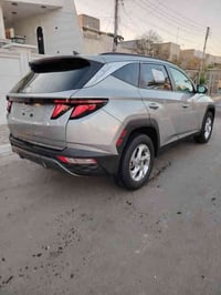 للبيع توكسان موديل 2024 وارد أمريكاي دخول جديد بدون رقم ماشيه ١٧ لف ضر...