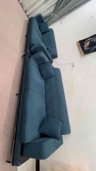 تخم ١٠ مقاعد نظيف مستعجله ع بيعته اريده ب٤٠٠ وبي مجال للشاري***********
