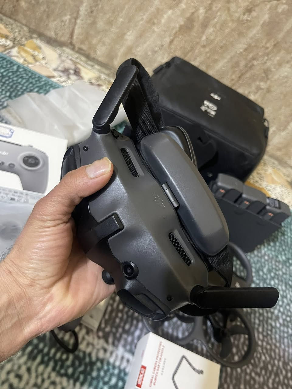 درون افاتا 2 كومبو مع جوستك 3 
مكاني بابل السعر مليون ٩٠٠ الف الشراي يتصل على توصيل ماكو اجي تفحص وتاخذ ***********
