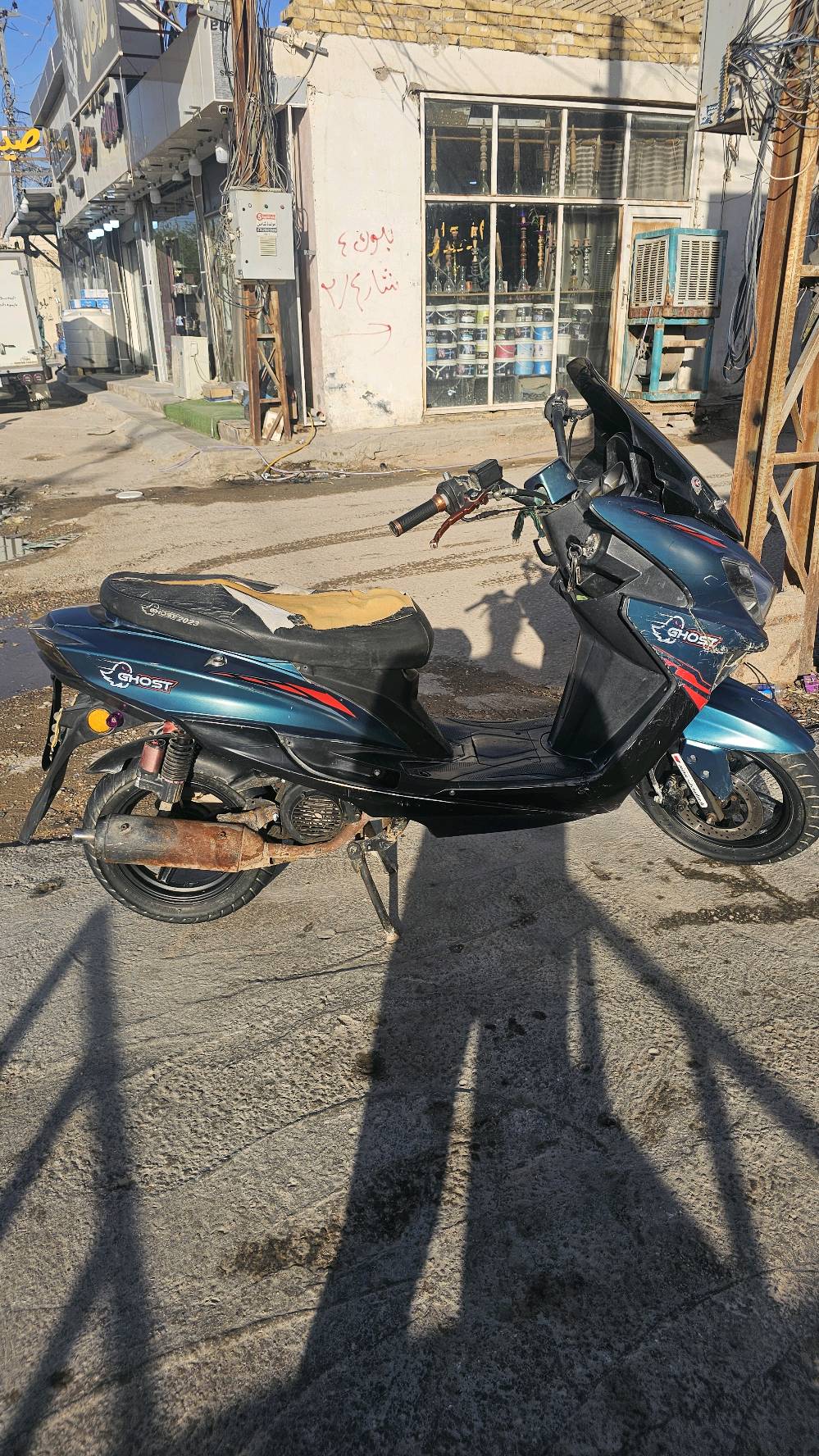 السلام عليكم دراجه للبيع الدراجه جاهزه من كلشي مابيه اي نقص نكره سلف الدراجه كهربائيات كله شغاله مابيه اي نقص شوفت عينك سعره 275 وبيه مجال ***********
