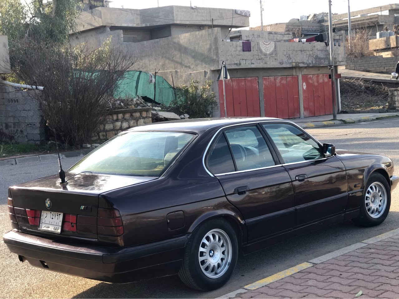 سەرەتا بەناوی خودا
بیئێم گێڕعادی مۆدێل 1991  520 سەنەویو وەکالە بەشەرت گێڕ و مەکینەی بەشەرت چوار جام کارەبا  تەقەو ڕەقەی نیە سەقفی موسە کارەبایی مەزبوتە زۆر بێکێشەو جایزە نرخی ٢٦ گەڵاو مەعامەلە
ژ.م ***********
***********
فایبەرو تێلگرامی لەسەرە Singapore
